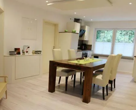 Ferienwohnung Im Corveyer Wäldchen Traben-Trarbach Exterior foto