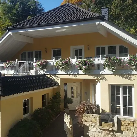 Ferienwohnung Im Corveyer Wäldchen Traben-Trarbach Exterior foto